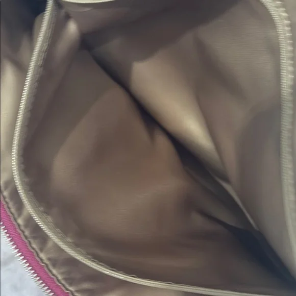 NWT Coach Daisy Magenta Leather Tote Bag with Structured Design Silver Hardware - Picture 7 of 8